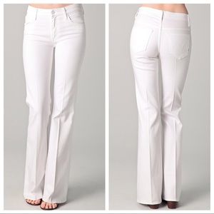 MOTHER ‘The Mellow Drama’ In Sleeping Beauty Jeans